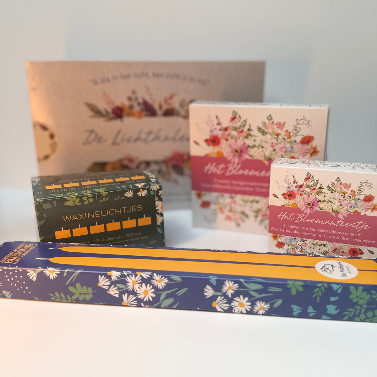 Handgedompelde dinerkaars in cadeauverpakking